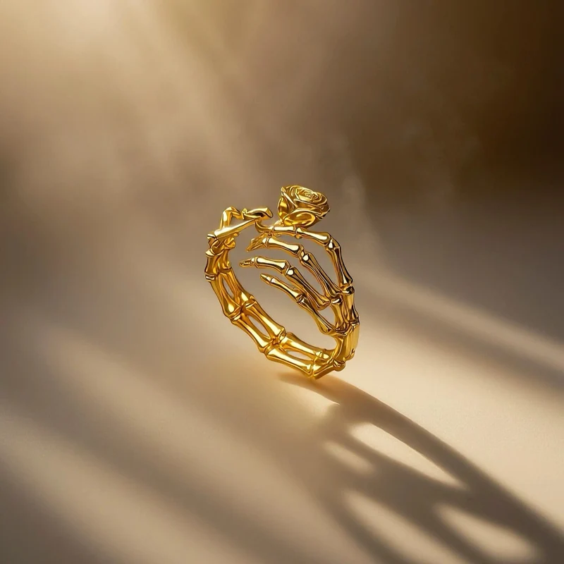 Gothic-Ring für Damen mit Skeletthand und Rose, offener Band