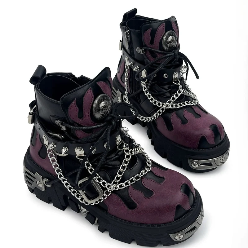 Punk-Sneaker für Herren mit Nieten, Kettenriemen, Schnalle, zweifarbiger Plateausohle und klobiger Sohle