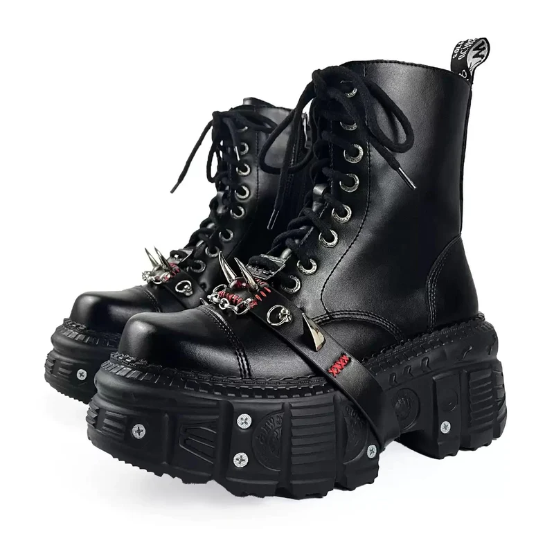 Punk-Stiefeletten für Damen mit Nietenriemen, Schnürung, seitlichem Reißverschluss, Plateau und dicker Sohle