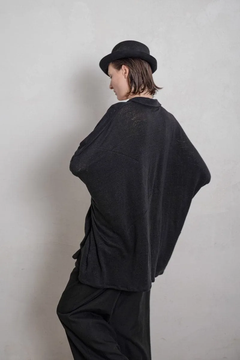 eigensinnig wien | Cicero | Außergewöhnliche Oversize Bluse aus Leinen in Schwarz