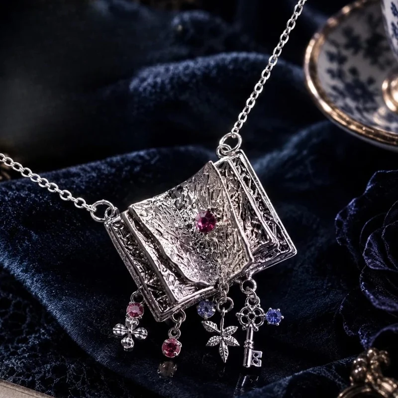 Gothic-Halskette für Damen mit 3D-Strassanhänger in Schlüsselform, floralem Design und offenem Buchmotiv