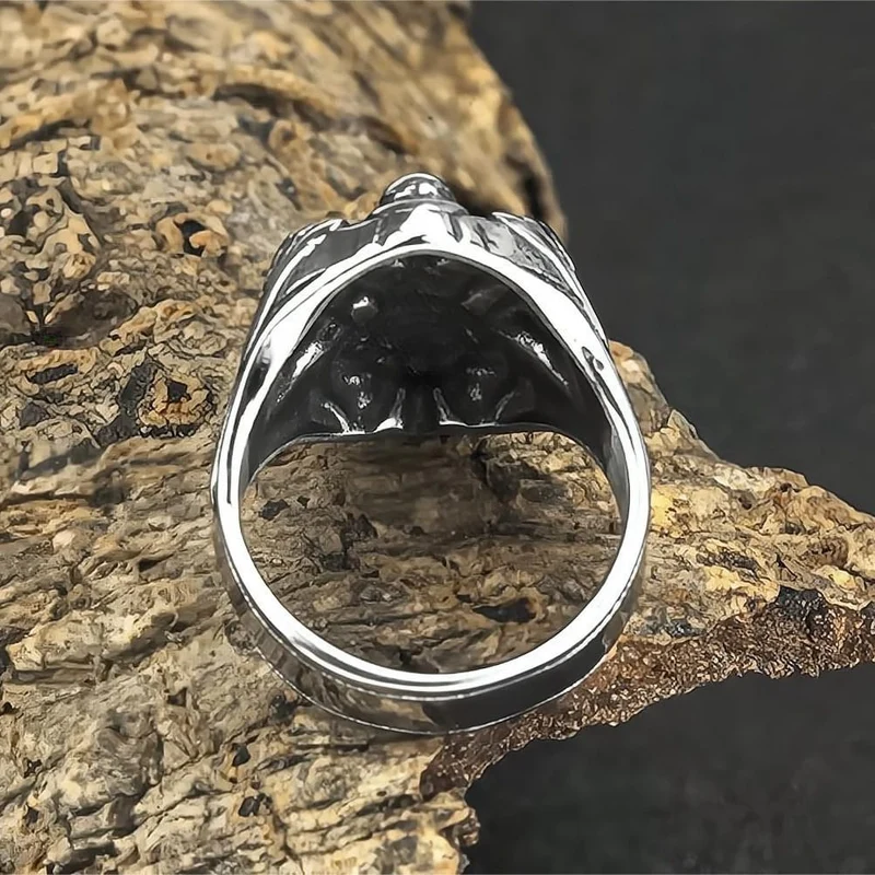 Punk-Ring für Herren mit 3D-geformtem Engelsschwert und Schild