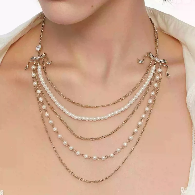 Grunge-Perlenkette mit Schleife und Perlenbesatz für Damen