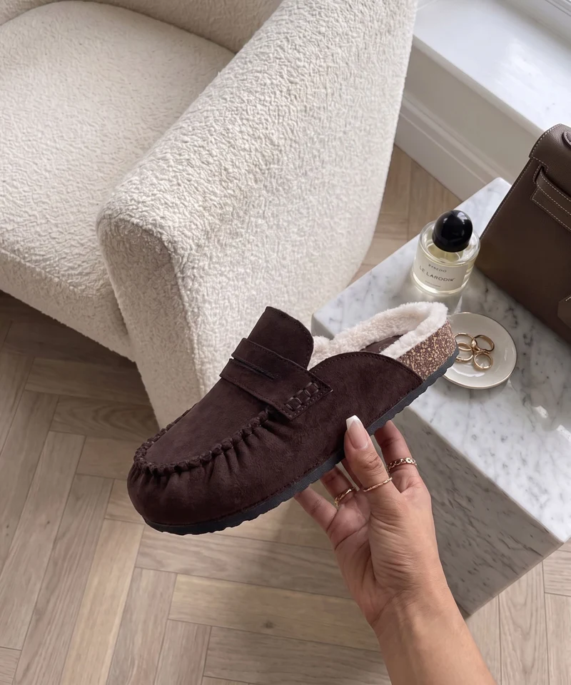 Fell Mules Leni Braun