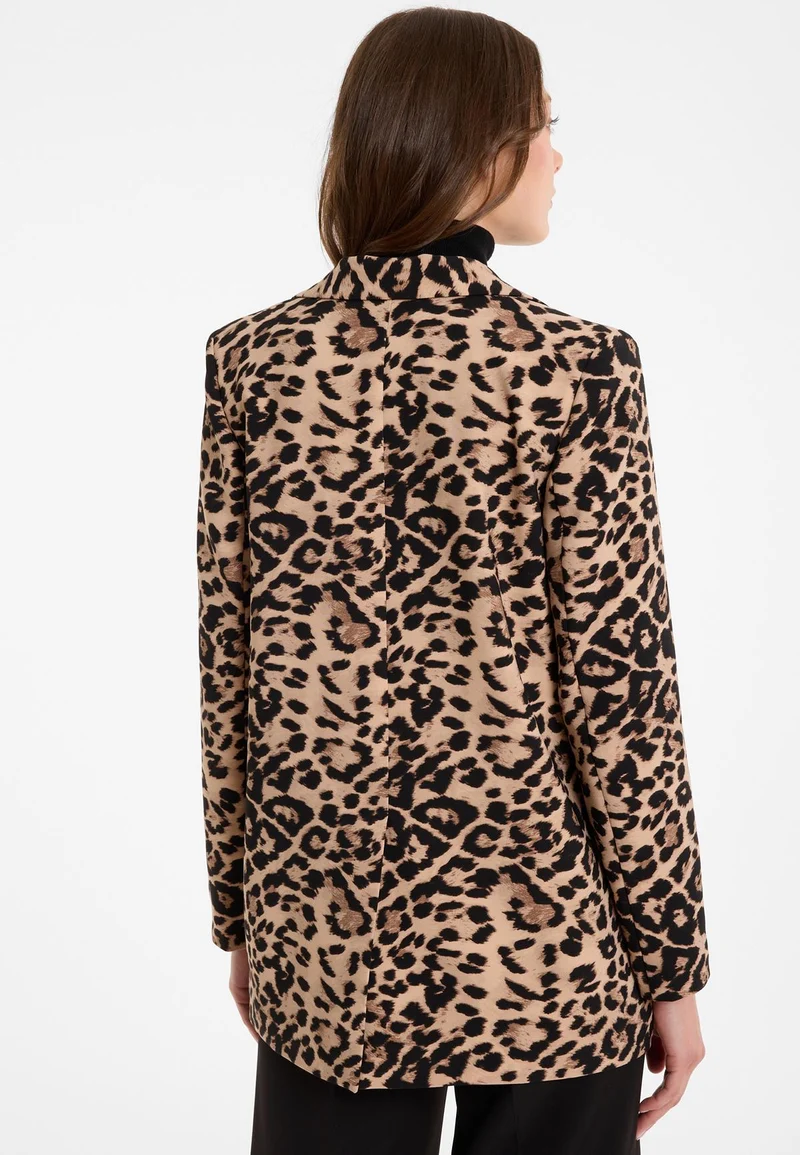 Blazer Ada