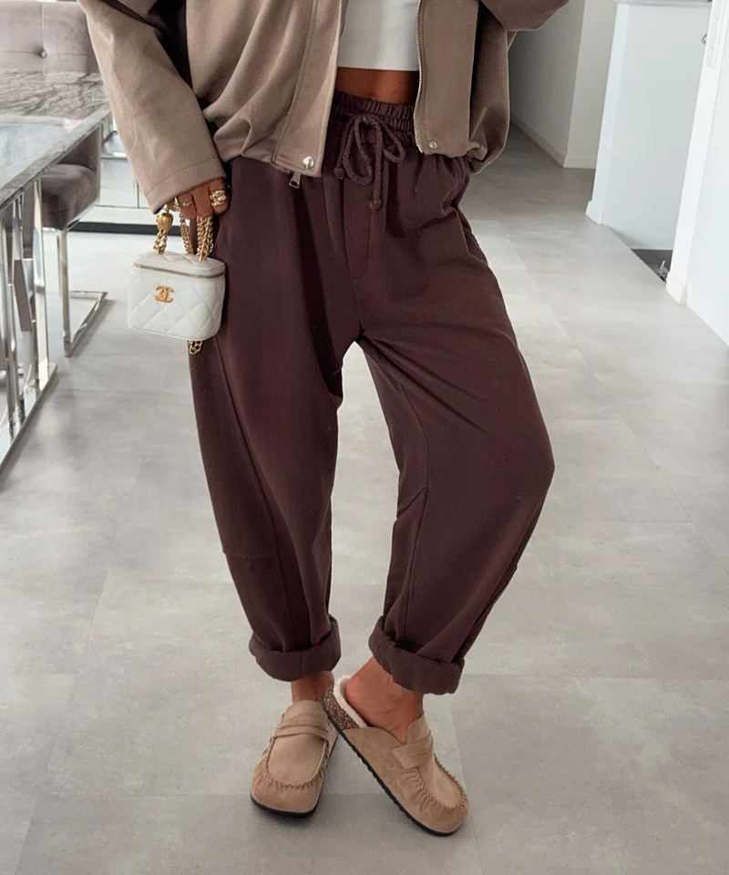 Balloon Jogging Hose Aila Hellbraun