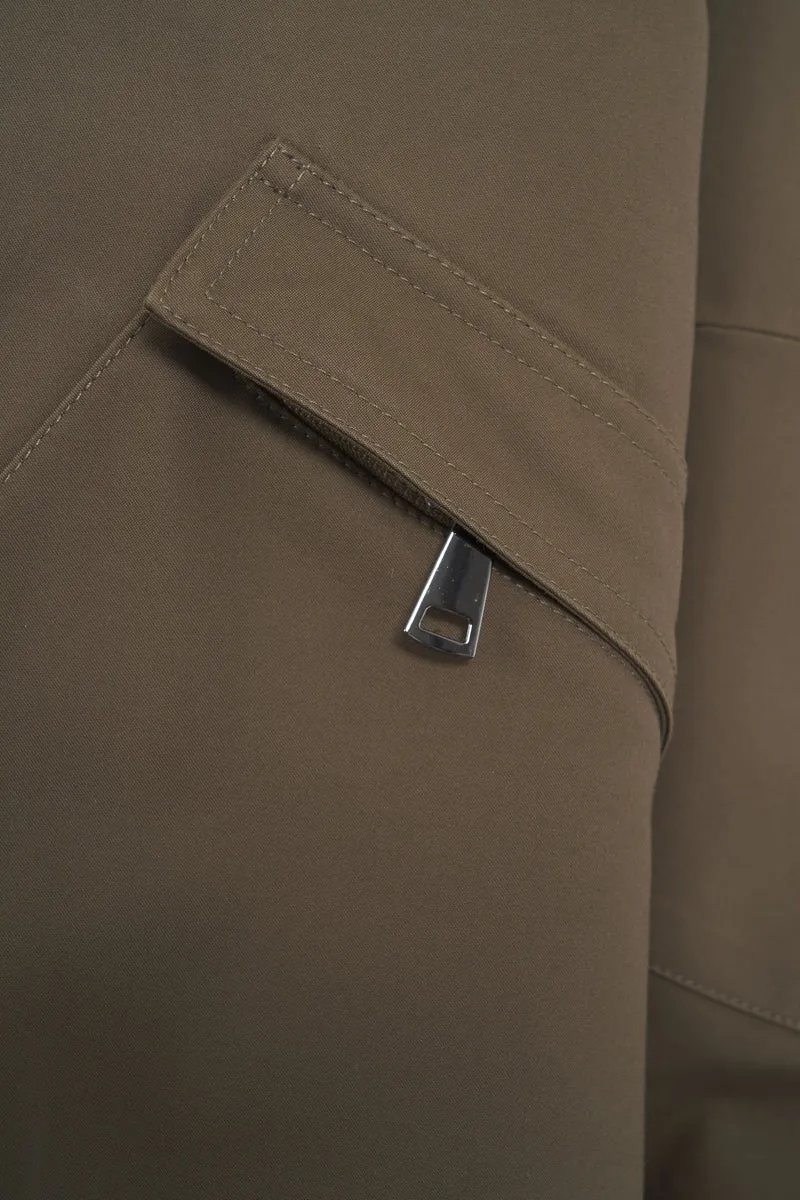 Parka con tasche a patta