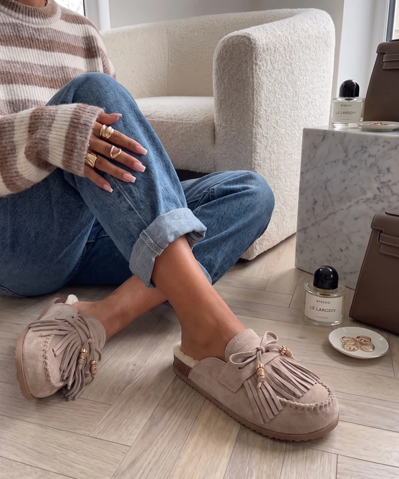Fell Pantoletten Rina Beige