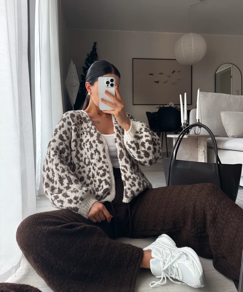 Cardigan Lira Braun Leo