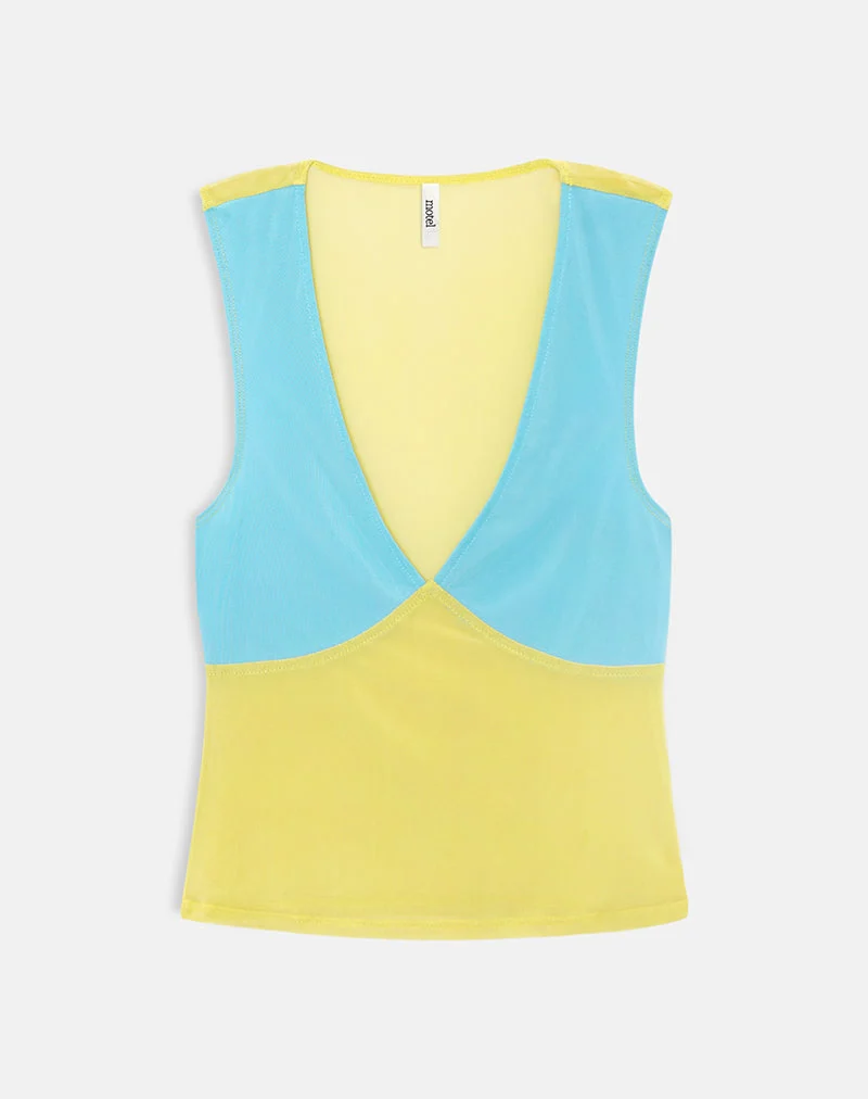 Top in Babyblau und Senfgelb ansehen