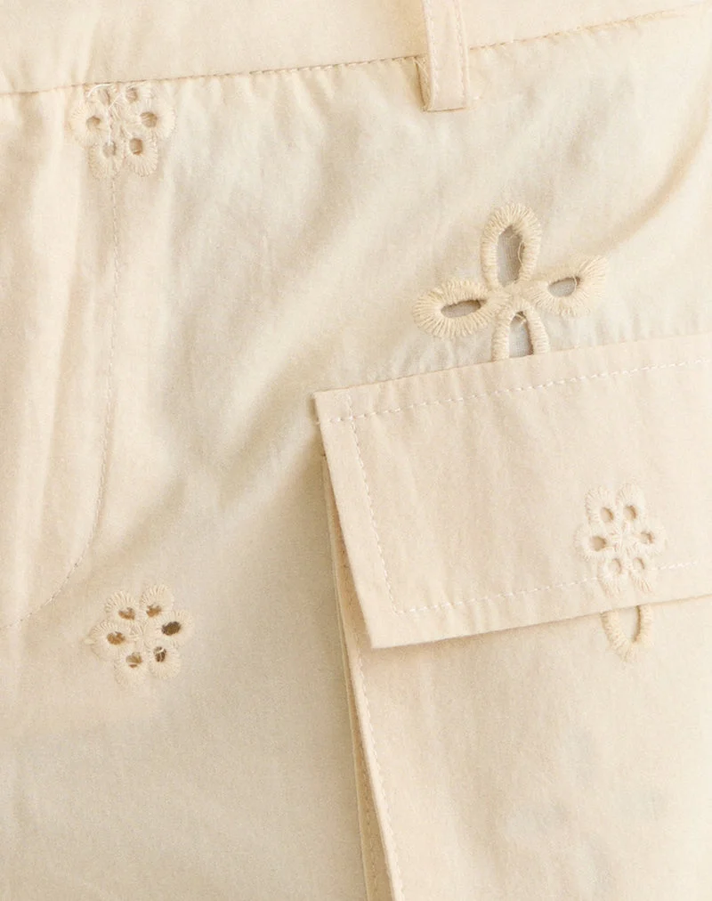 Finia-Shorts in Broderie Vanilla