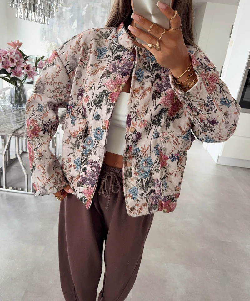 Bomberjacke Sylvie mit Blumen