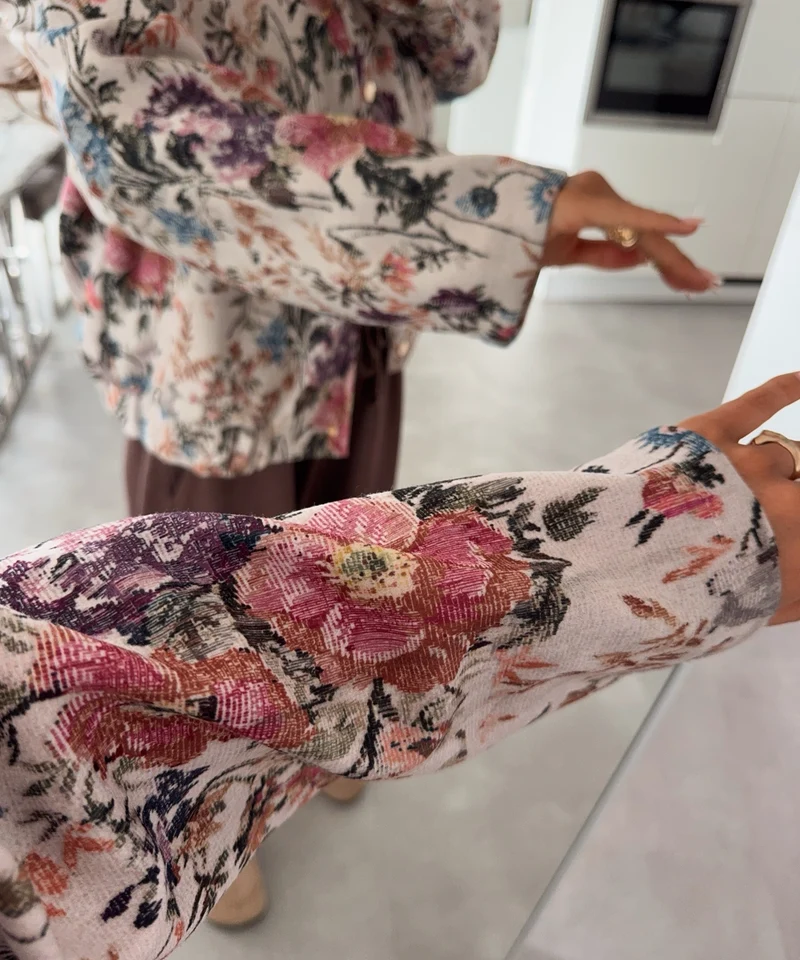 Bomberjacke Sylvie mit Blumen