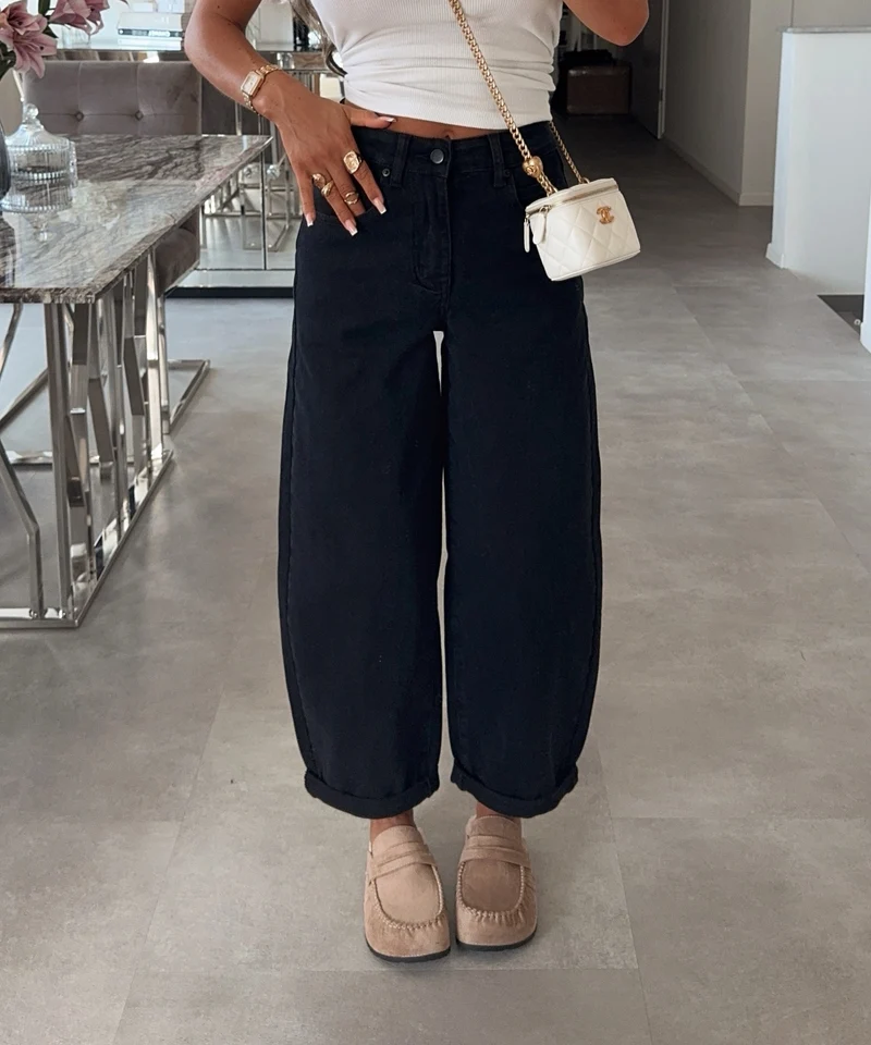 Stretch Balloon Jeans Aviana Schwarz