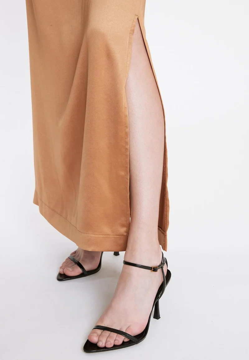 Neckholderkleid Pahamy