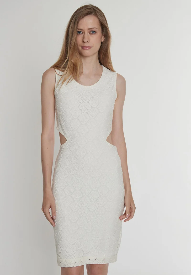 Cut Out Kleid Pagina