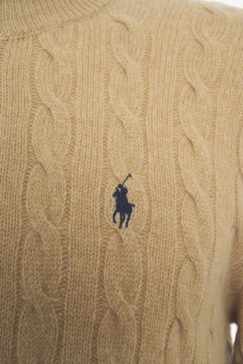 Maglione con logo ricamato