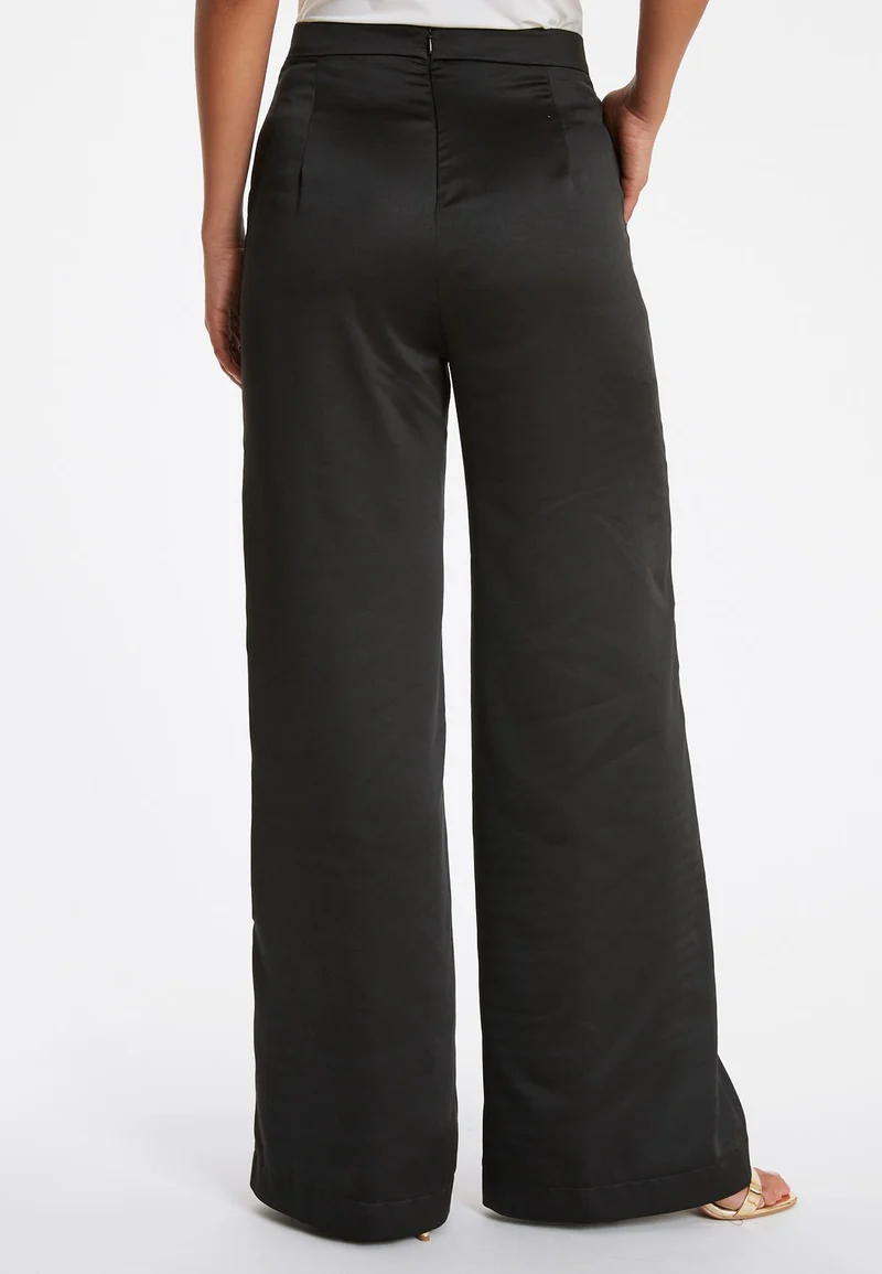 Edle Hose Pahima