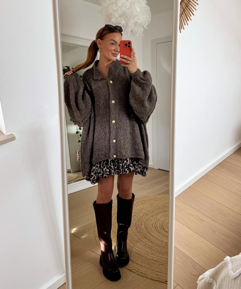 Oversize Strickjacke Jalsien Braun