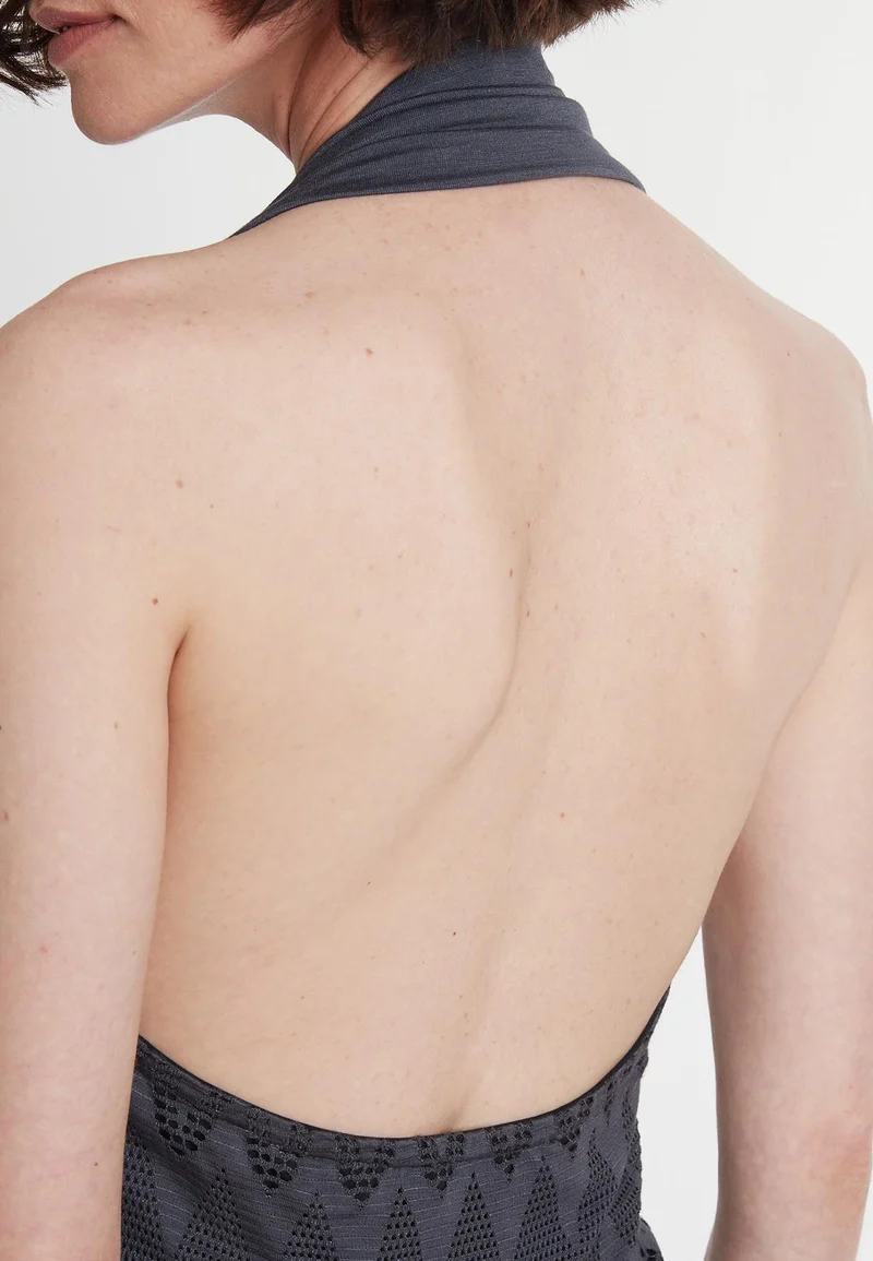 Neckholderkleid Pisea