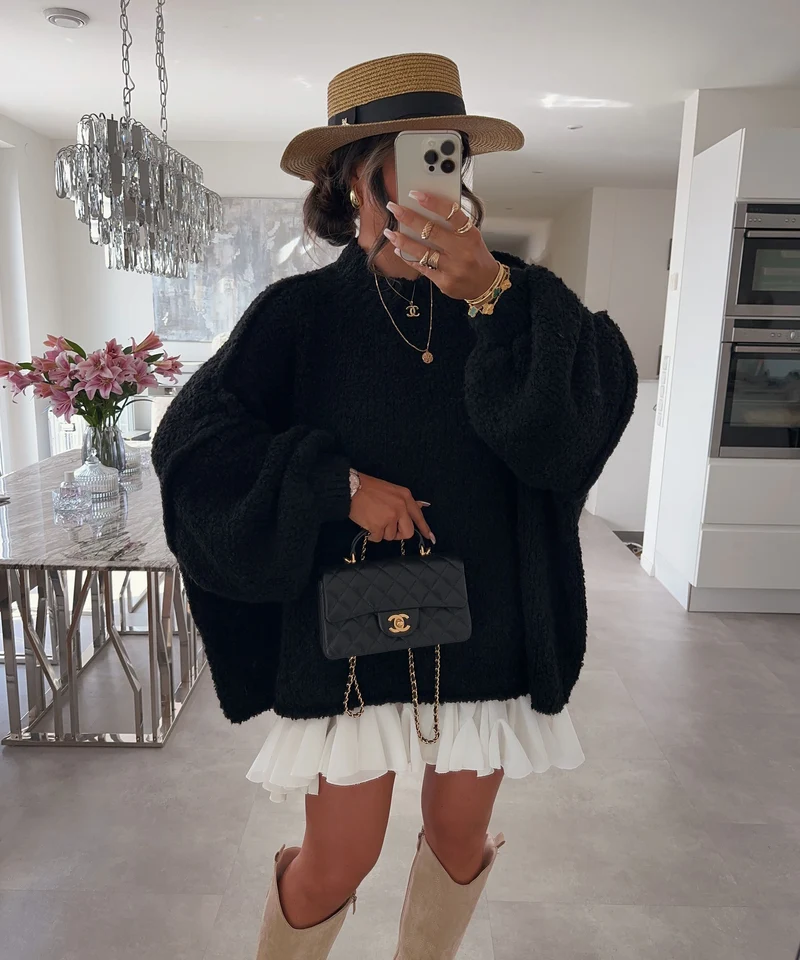 Oversize Boucle Pullover Billa Schwarz