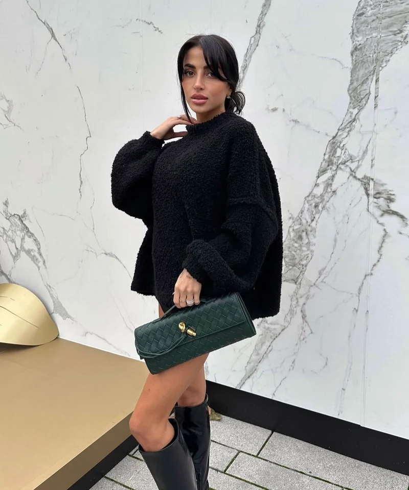 Oversize Boucle Pullover Billa Schwarz
