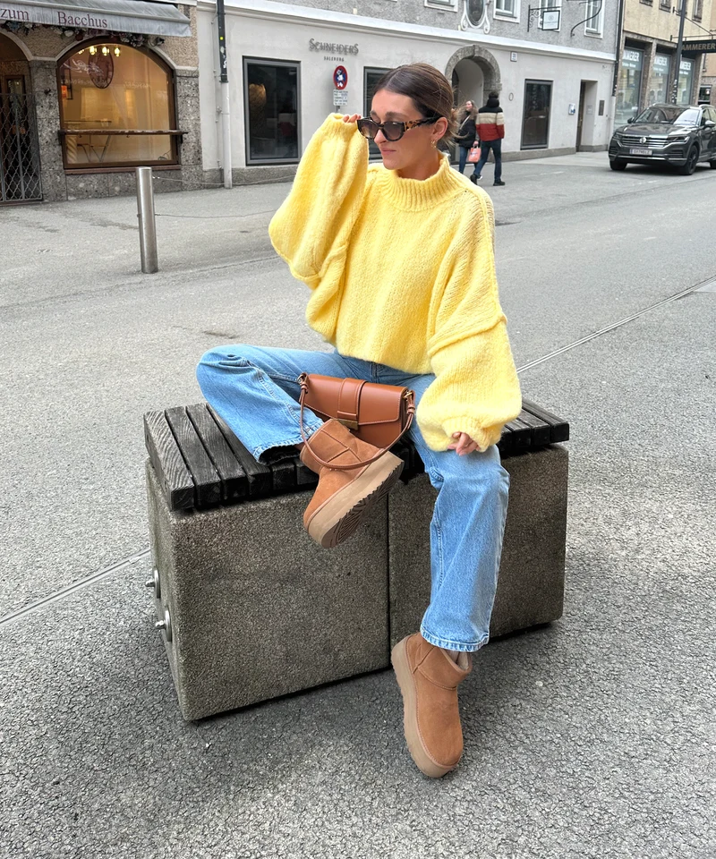 Oversize Pullover Nata Gelb