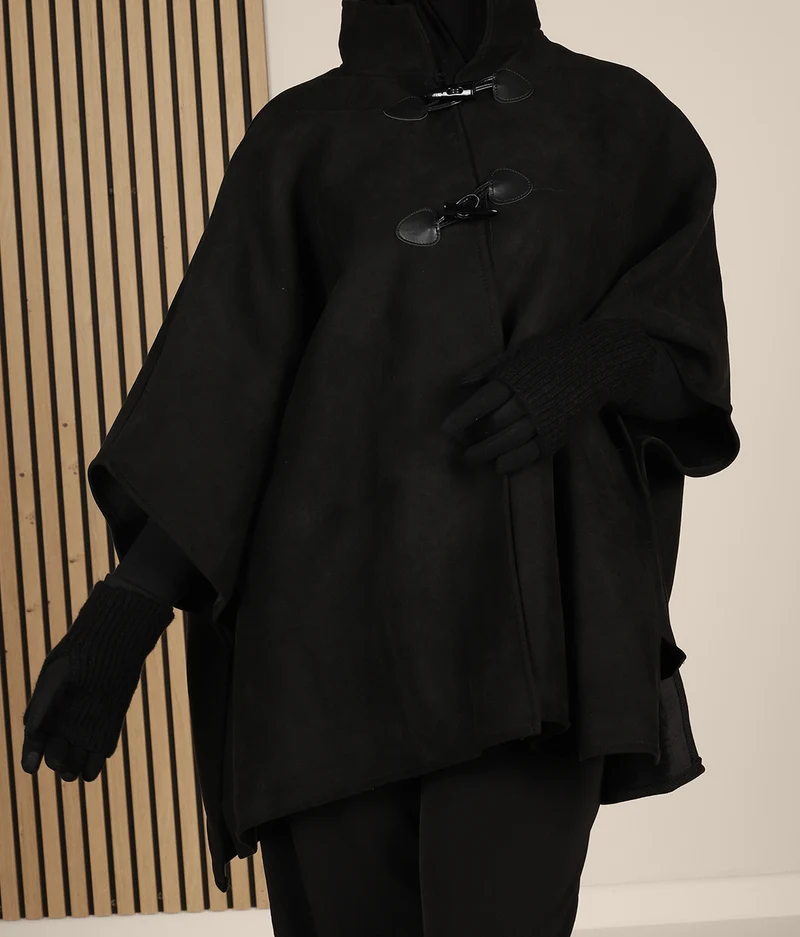 Poncho aus Wildleder