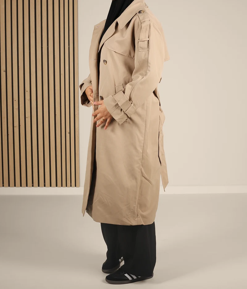 Bescheidener Trenchcoat AYA