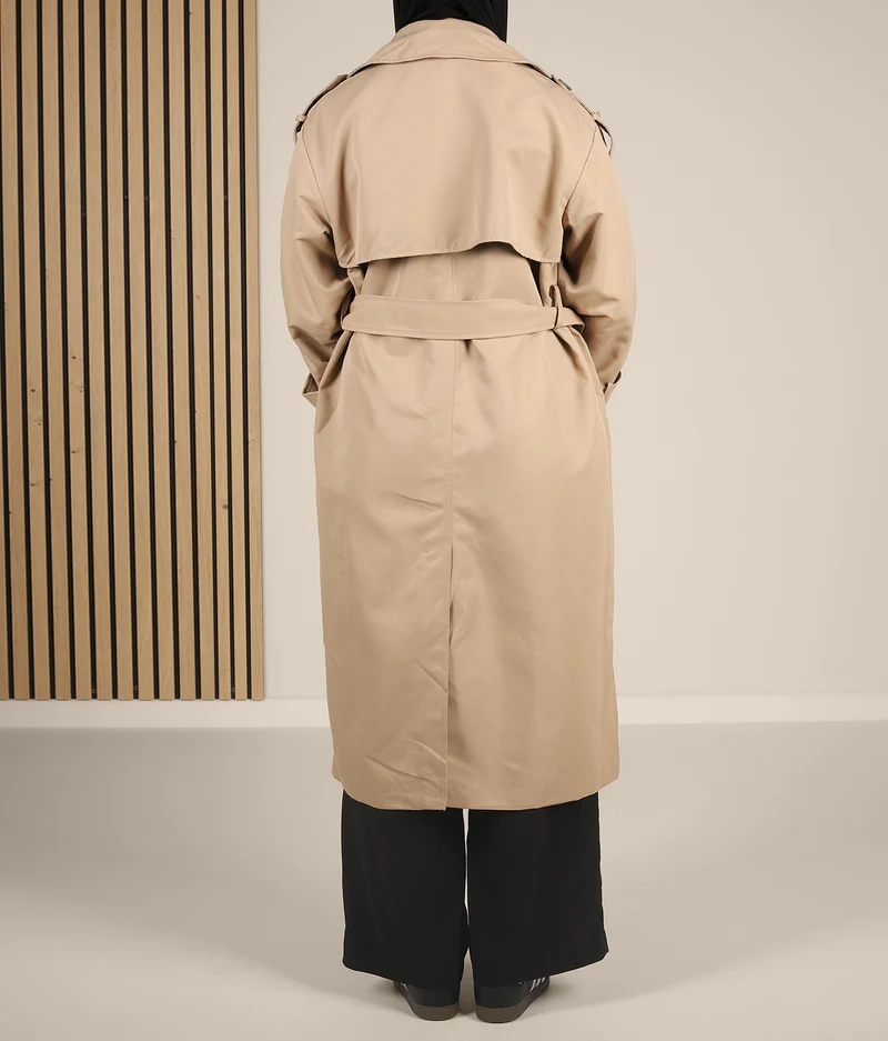 Bescheidener Trenchcoat AYA