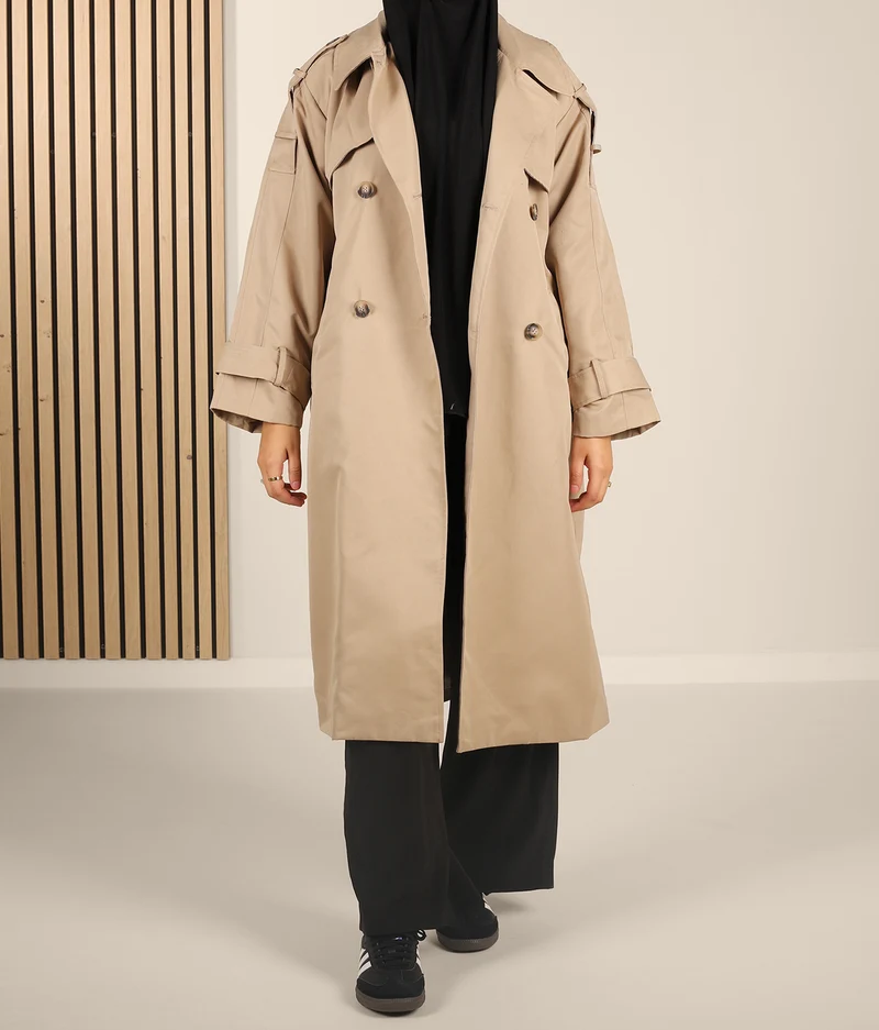 Bescheidener Trenchcoat AYA