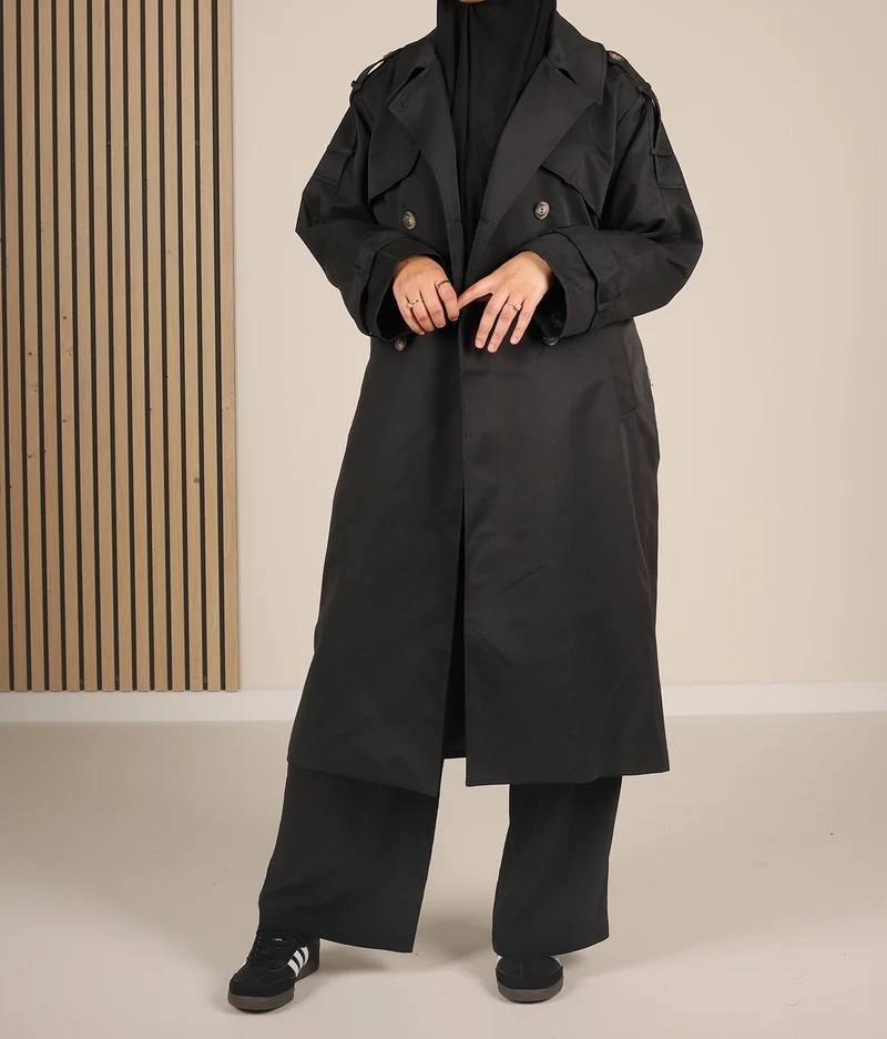 Bescheidener Trenchcoat AYA