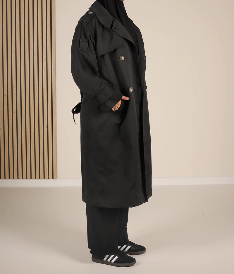 Bescheidener Trenchcoat AYA