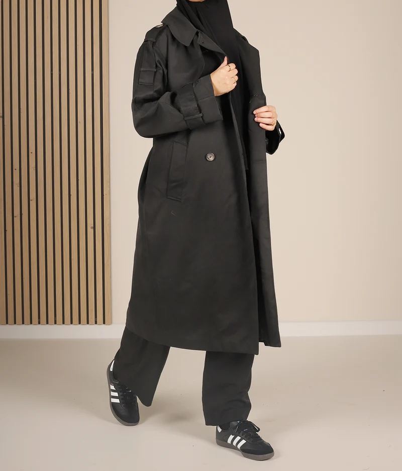 Bescheidener Trenchcoat AYA