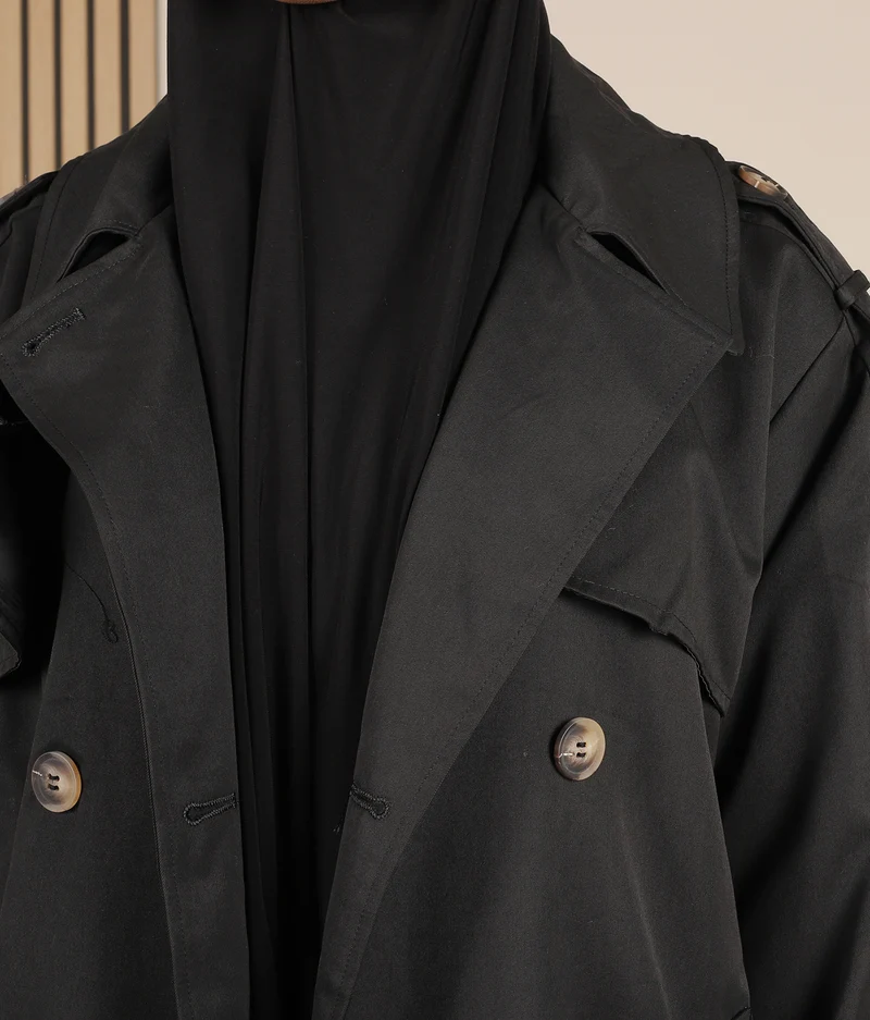 Bescheidener Trenchcoat AYA