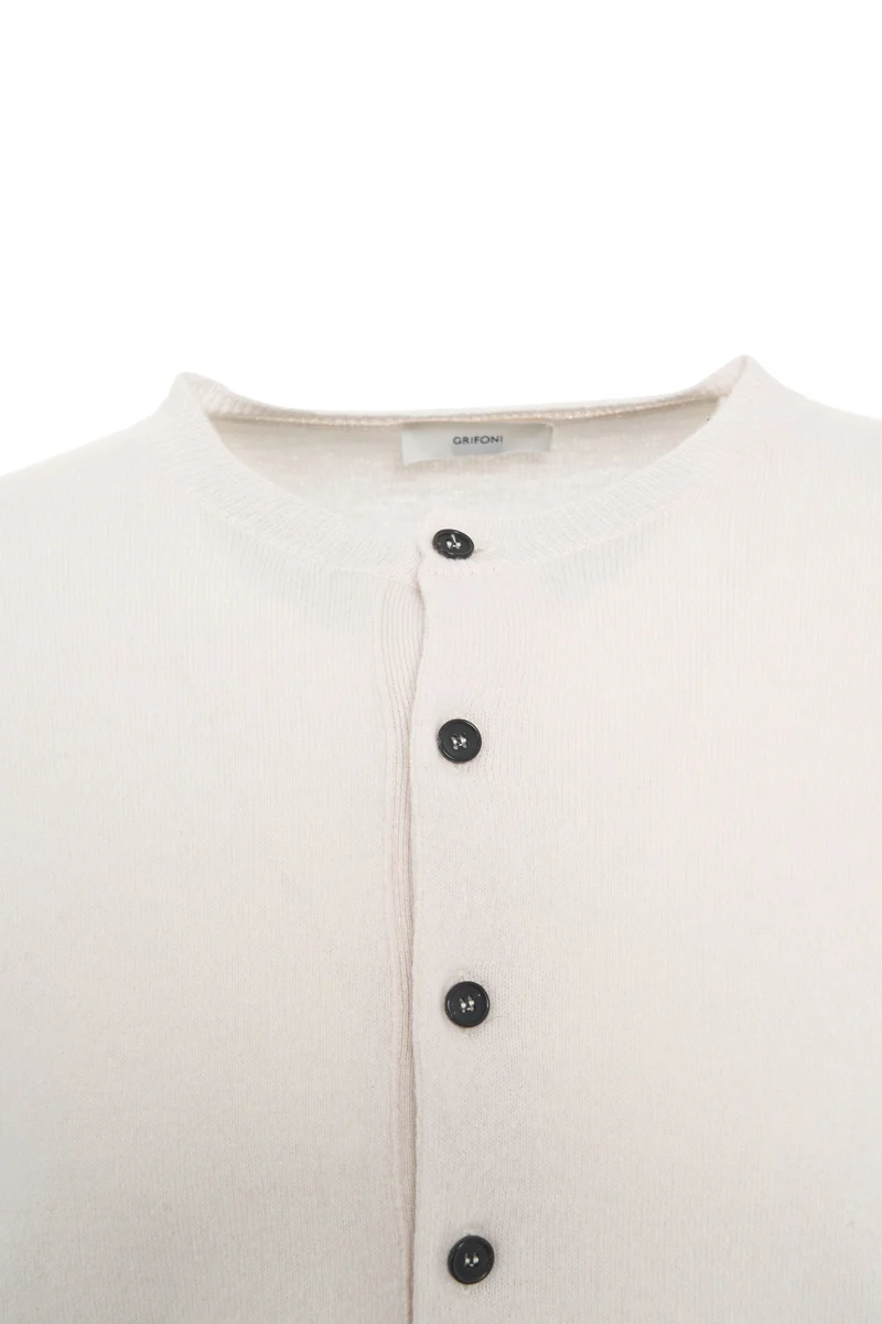 Maglia con abbottonatura