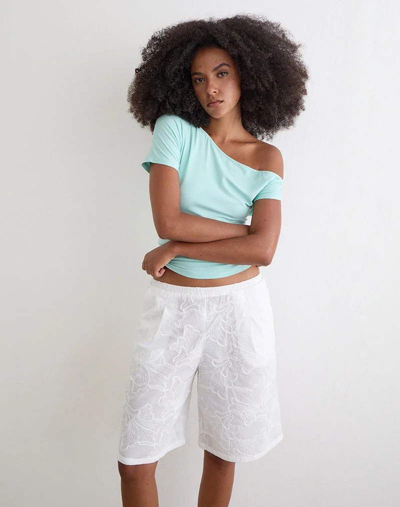 Ennea Longline-Shorts in „Broderie White“
