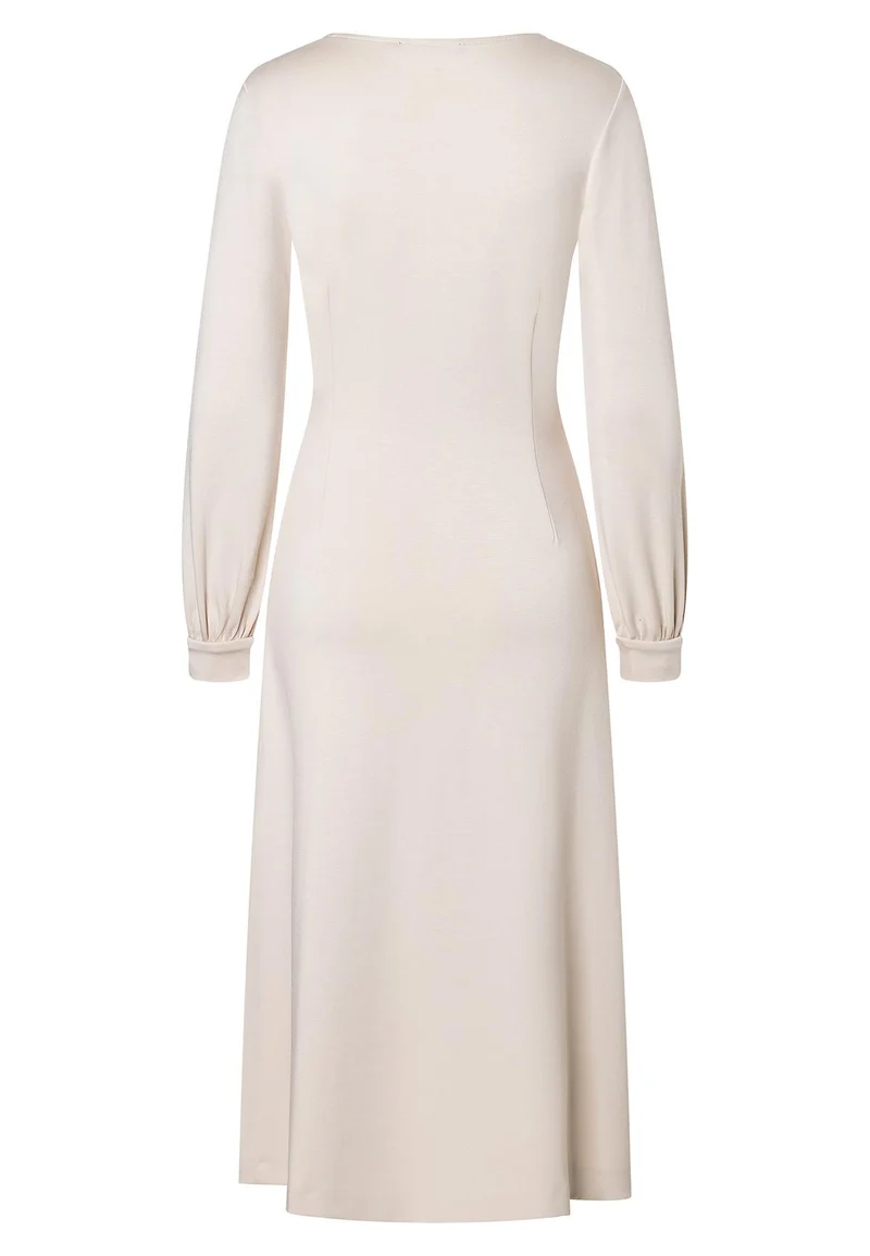 Tailliertes Kleid Hefari