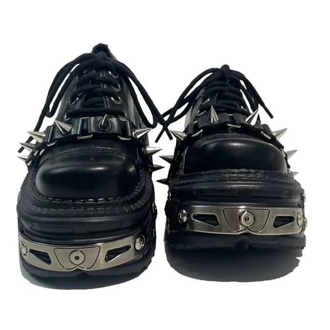 Punkige Damen-Plateau-Schnürschuhe mit Nieten