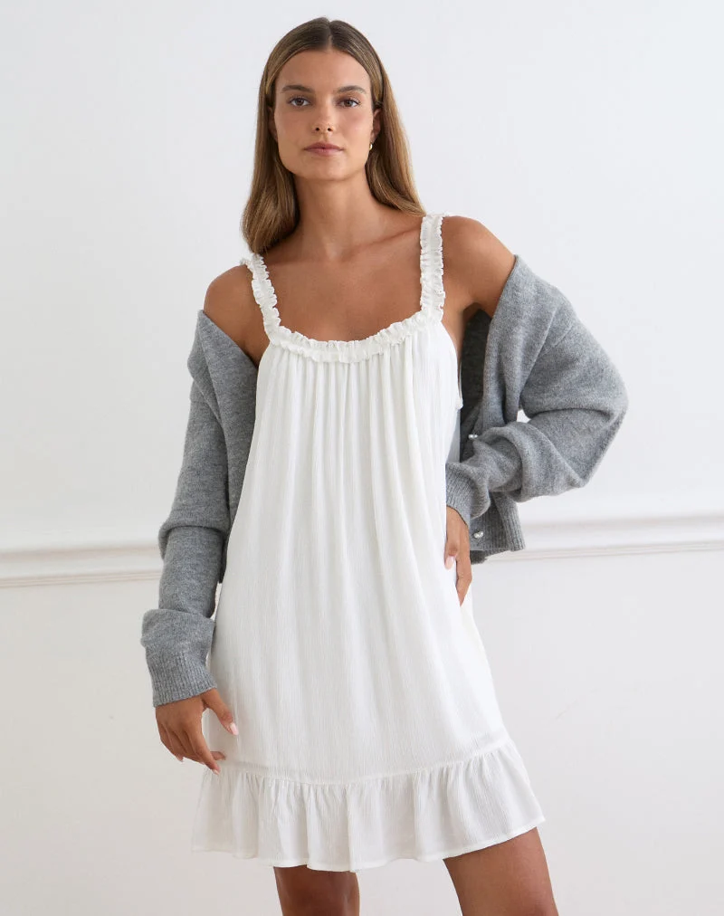 Elowen-Minikleid mit Rüschen in cremefarbenem Crinkle-Stoff