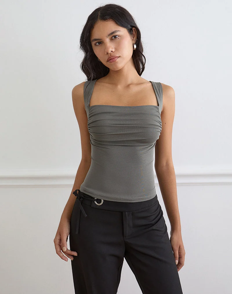 Adila Cami-Oberteil aus geripptem Lyocell in Warm Grey