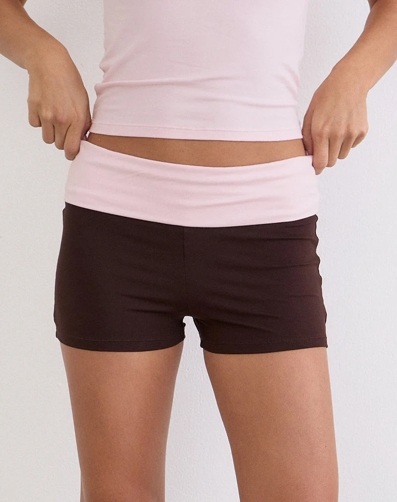 „Sea Foldover“-Shorts in den Farben „Bitter Chocolate“ und „Light Pink“
