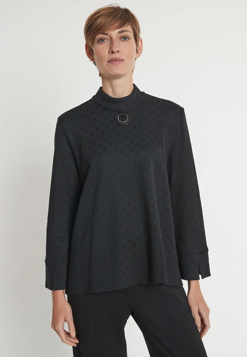 Shirt Hemma