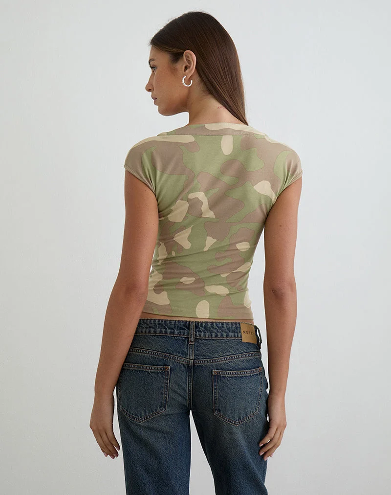 Atheia-Oberteil mit gerafftem V-Ausschnitt in Blurry Camo Khaki