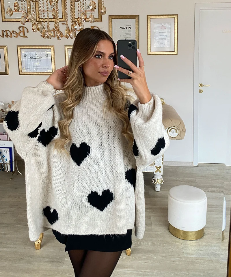 Oversize Pullover Nata Herz Beige Schwarz