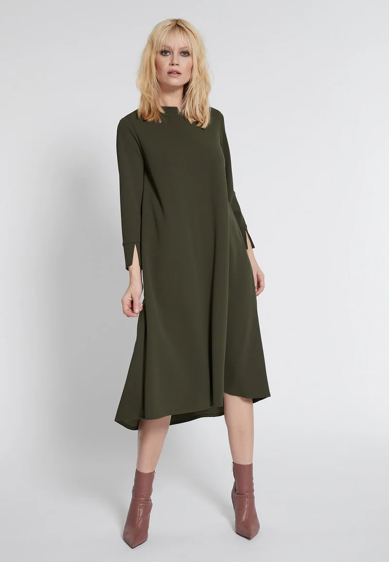 Schwingendes Kleid Hanek