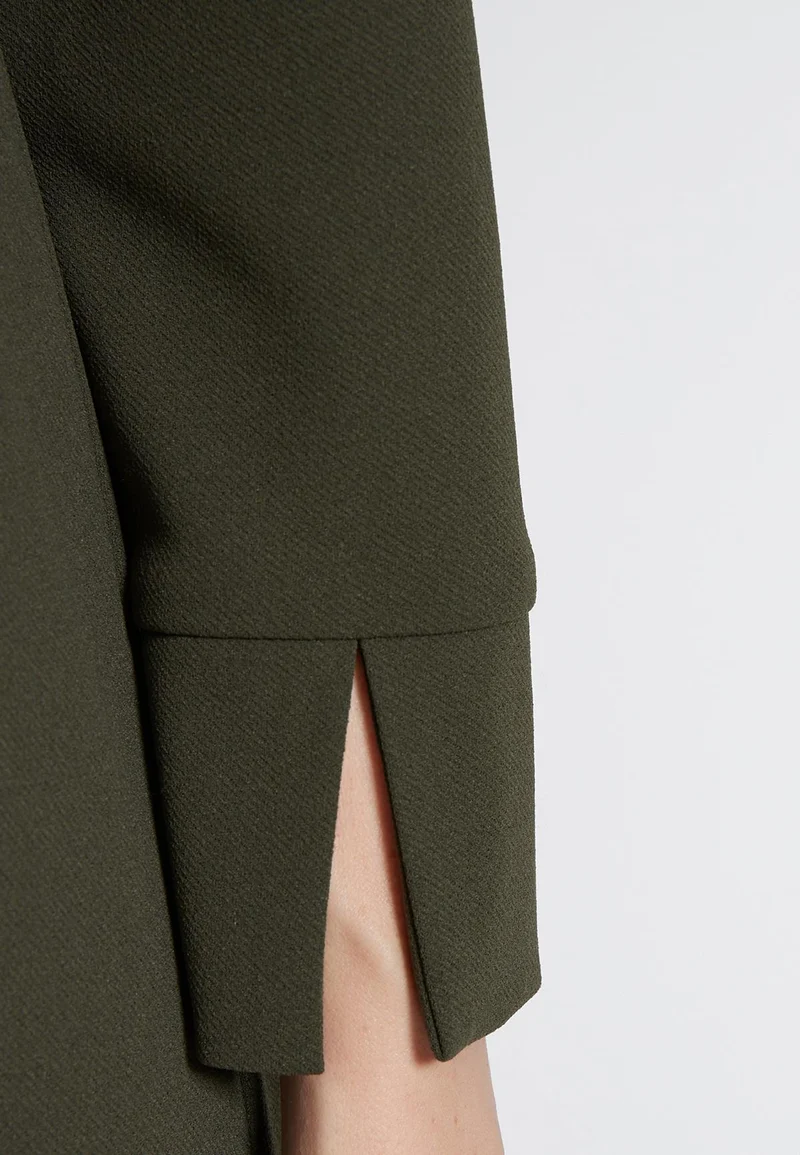 Schwingendes Kleid Hanek