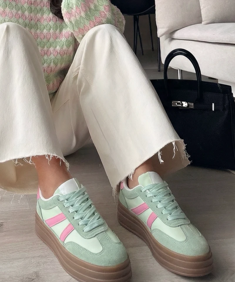 Sneaker Camille Hellgrün