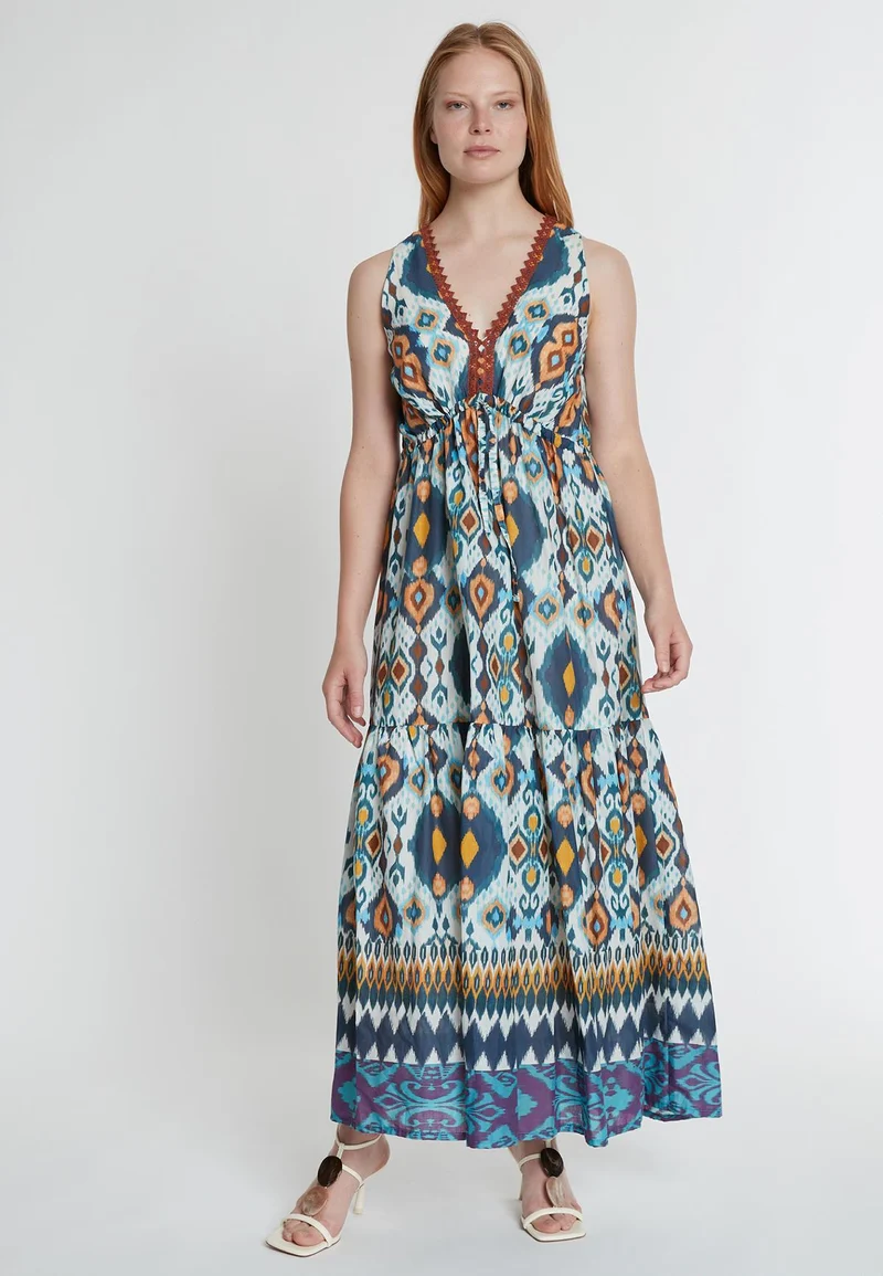 Ethnokleid Kaine