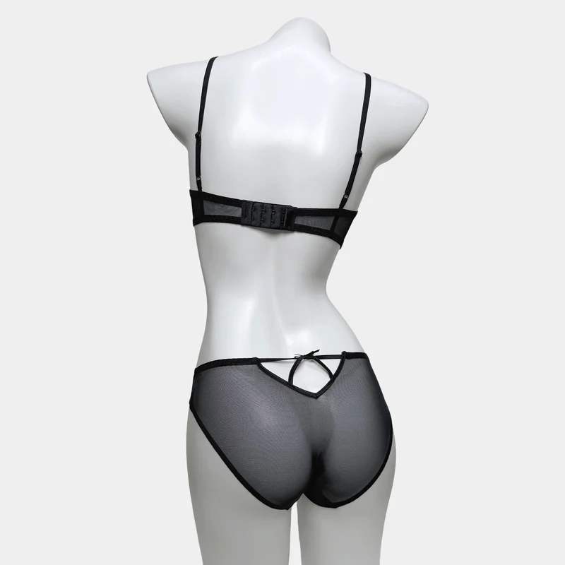 Gothic-Dessous-Set für Damen mit Herzstickerei aus Mesh